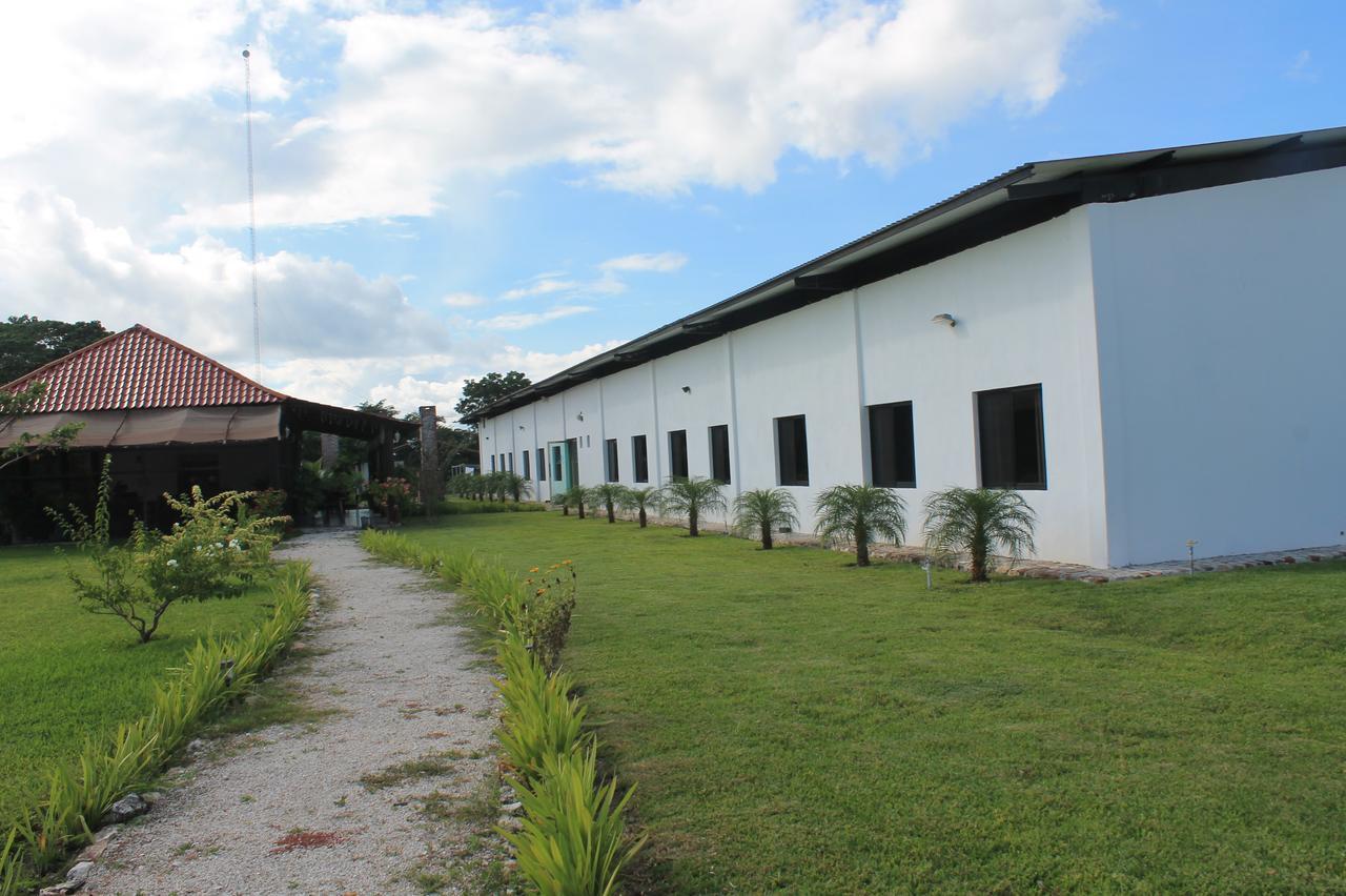 Real Primaveras Campestre Escárcega Exterior foto